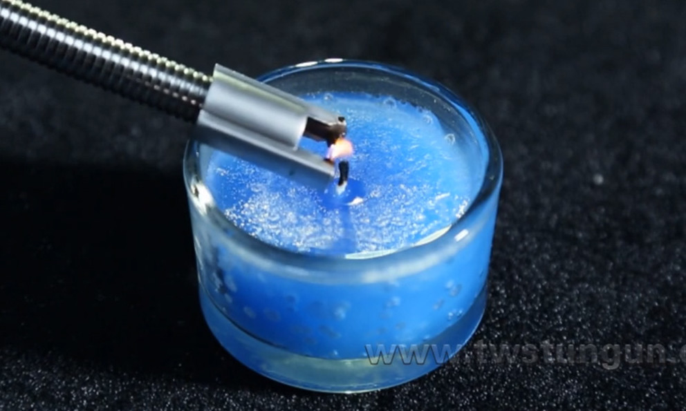 Amazing! Multipurpose outdoor and home use long flexible arc lighter with flashlight